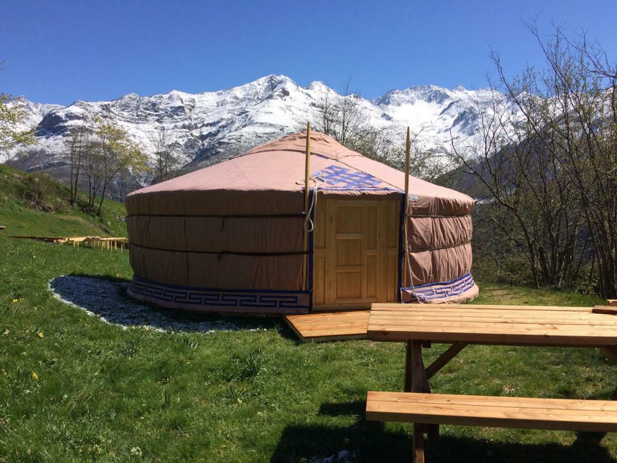 Yourtes Mongoles Gavarnie Жедр Экстерьер фото